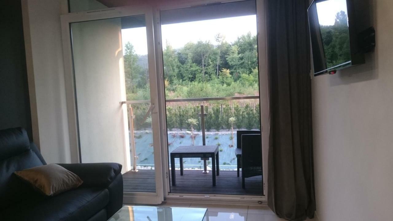 Apartament Debowiec Apartment Белско-Бяла Екстериор снимка